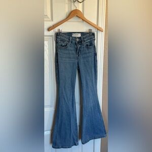 Hollister Women’s W24 Size 00s High Rise Flare Short Excellent Used Condition